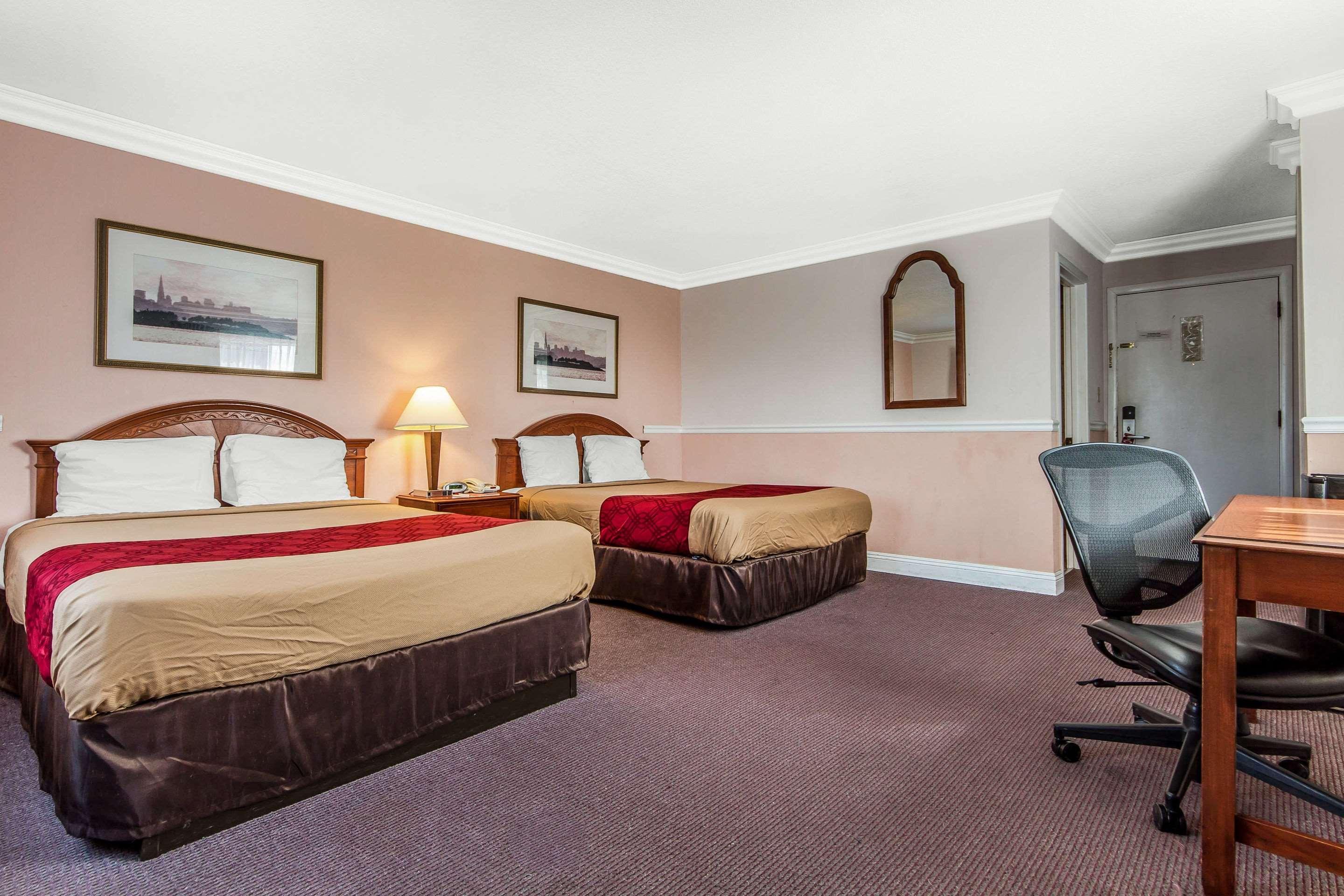 Econo Lodge Castro Valley I-580 מראה חיצוני תמונה