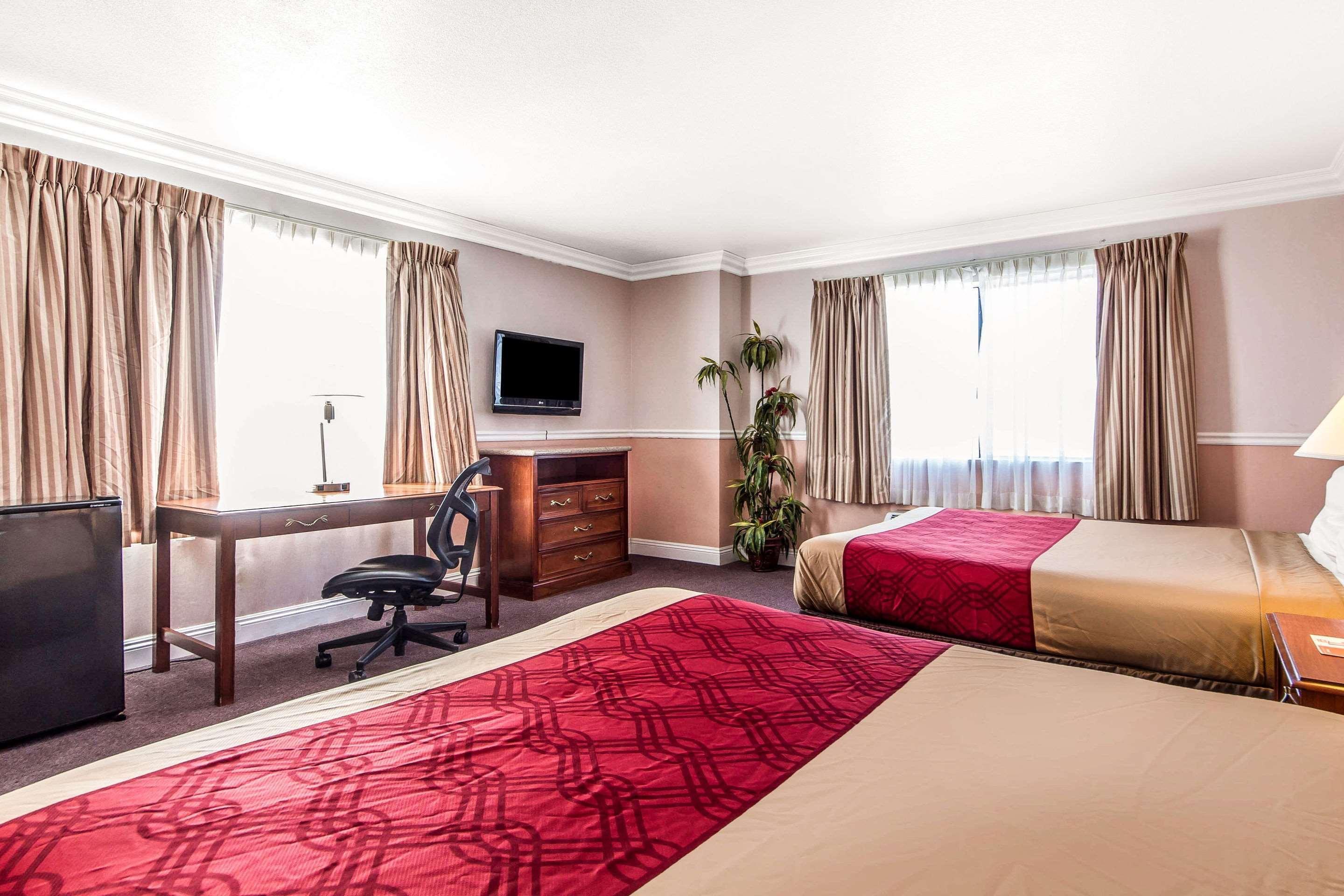 Econo Lodge Castro Valley I-580 מראה חיצוני תמונה