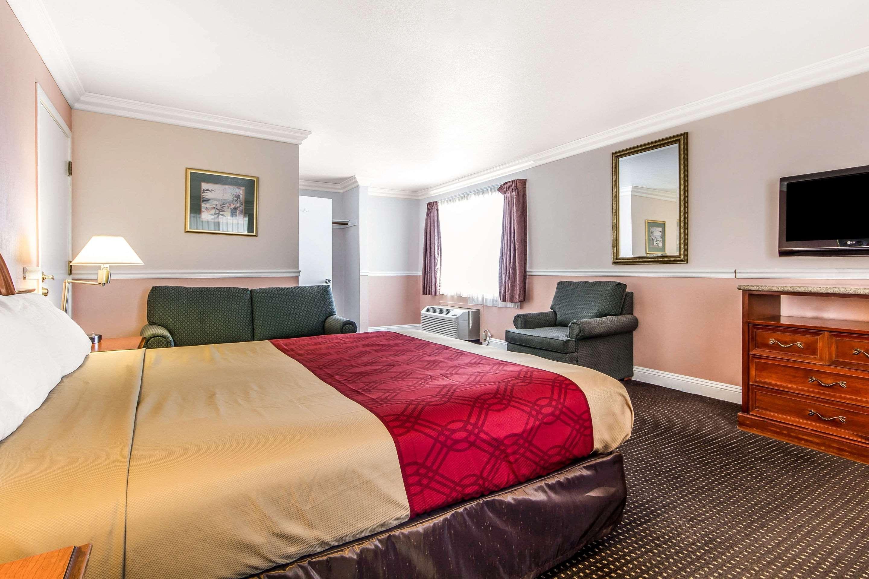 Econo Lodge Castro Valley I-580 מראה חיצוני תמונה