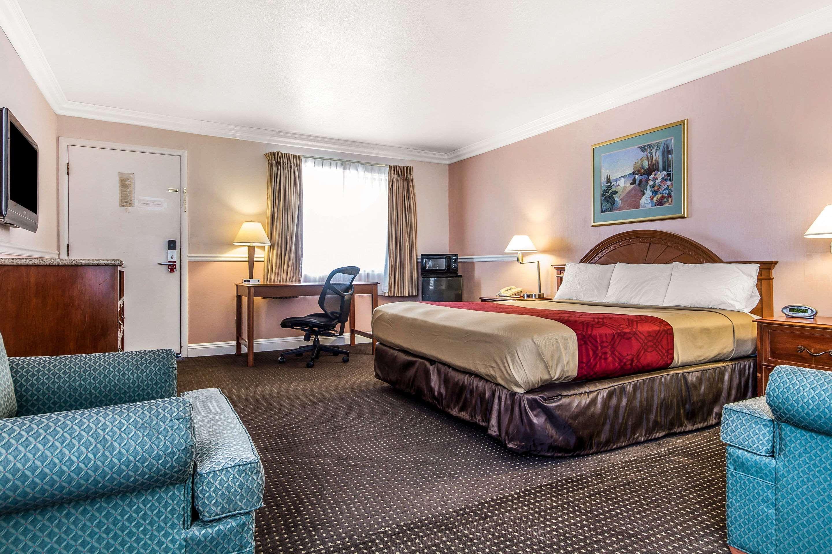 Econo Lodge Castro Valley I-580 מראה חיצוני תמונה