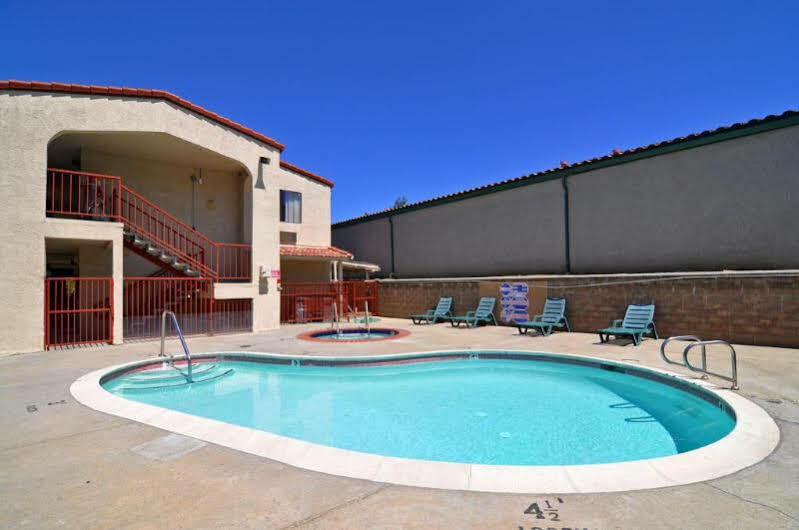 Econo Lodge Castro Valley I-580 מראה חיצוני תמונה